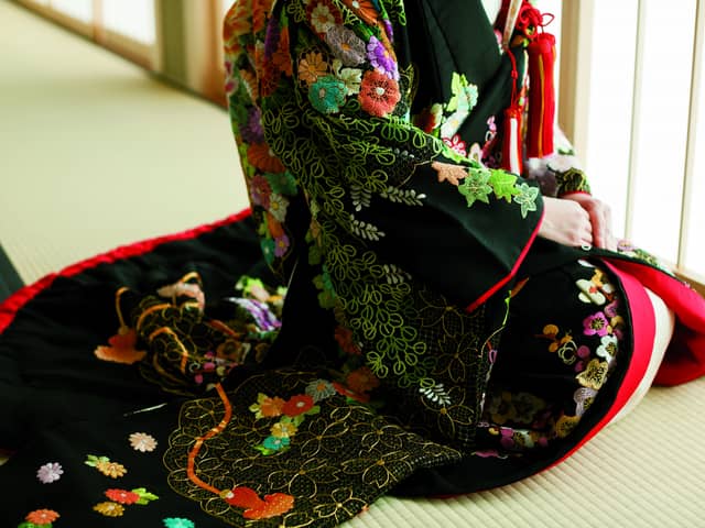 鶴羽根神社 二葉