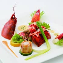 《オマール海老×国産ブランド牛》シェフのこだわりが詰まったメインディッシュ無料試食