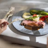 【公式サイト限定】料理ランクUP 2,000円×人数分プレゼント♪