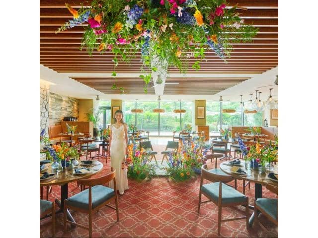 Los Angeles balcony Terrace Restaurant & Moon Bar