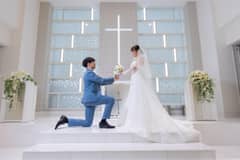 白薔薇のチャペルで行うロマンチックなプロポーズ♪