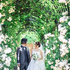 【フォト婚】イングリッシュガーデンや特別なホールで映える写真