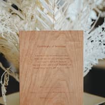 【山凪の教会限定】木製オリジナル結婚証明書プレゼント!