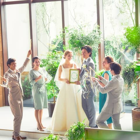 【公式】ラグナヴェール広島 – 八丁堀電停徒歩1分の結婚式場