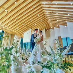 【WED at WET DECK】開放的な空間で叶える天空の挙式